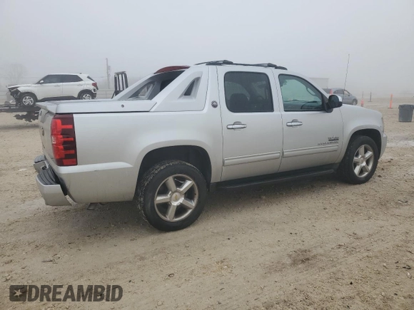 2013 Chevrolet Avalanche LT with VIN 3GNMCFE0XDG166068, listed as a Copart auction lot 43021835 with 148,575 mi miles and Salvage Title. Bid and sale history available at DreamBid. Image 3.