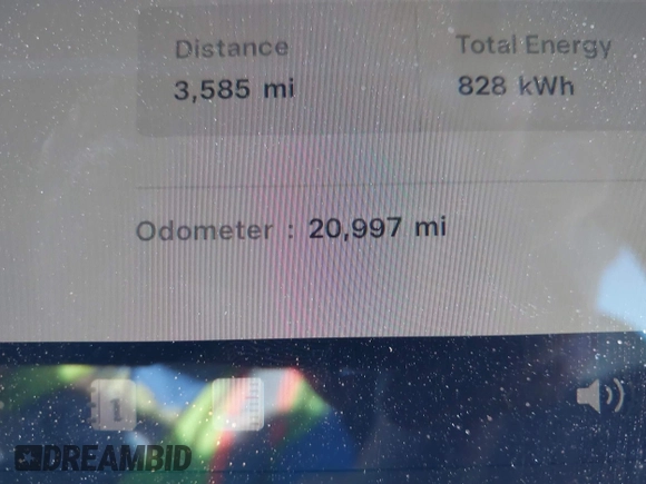 2023 Tesla Model 3 z VIN 5YJ3E1EA4PF552103, wystawiony jako IAAI lot #40782218 z przebiegiem 20 997 mil mil oraz . Historia ofert i sprzedaży dostępna na DreamBid. Obrazek 7.