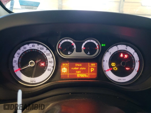 2015 FIAT 500L Urbana Trekking with VIN ZFBCFADH3FZ035172, listed as a Copart auction lot 52354404 with 57,669 mi miles and Salvage Title. Bid and sale history available at carsss.com. Image 9.