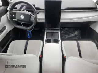 2023 Fisker Ocean One z VIN VCF1ZBU2XPG003149, wystawiony jako Copart lot #50105195 z przebiegiem Nie podano mil oraz Szkody całkowita. Historia ofert i sprzedaży dostępna na DreamBid. Obrazek 8.