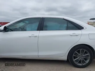 2015 Toyota Camry XLE z VIN 4T1BF1FK7FU009782, wystawiony jako IAAI lot #42366251 z przebiegiem 302 295 mil mil oraz . Historia ofert i sprzedaży dostępna na DreamBid. Obrazek 14.