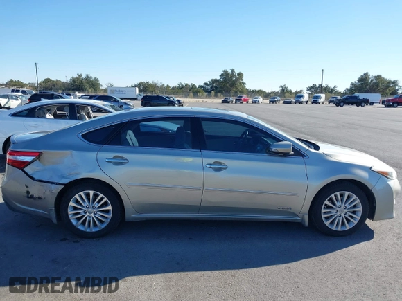 2015 Toyota Avalon Hybrid XLE Touring with VIN 4T1BD1EB8FU037890, listed as a IAAI auction lot 41400252 with 161,914 mi miles. Bid and sale history available at carsss.com. Image 13.