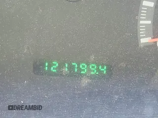 2004 Ford F-150 XL с VIN 2FTRF17W84CA14975, выставлен на аукционе IAAI как лот 42392138 с пробегом 121 799 миль миль и . История ставок и продаж доступна на DreamBid. Изображение 15.