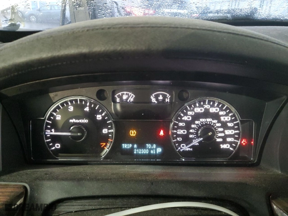 2009 Lincoln MKS with VIN 1LNHM94R89G602181, listed as a Copart auction lot 41791435 with 212,300 mi miles and Salvage Title. Bid and sale history available at carsss.com. Image 9.