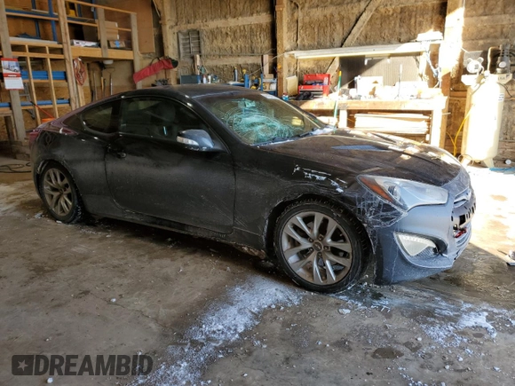 2015 Hyundai Genesis Coupe R-Spec with VIN KMHHU6KJ0FU124296, listed as a Copart auction lot 46195435 with 148,714 mi miles and Salvage title. Bid and sale history available at DreamBid. Image 4.
