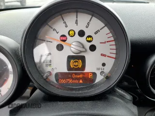 2012 MINI Convertible S z VIN WMWZP3C56CT249799, wystawiony jako Copart lot #59983605 z przebiegiem 66 756 mil mil oraz Czysty tytuł • Clean title. Historia ofert i sprzedaży dostępna na DreamBid. Obrazek 9.
