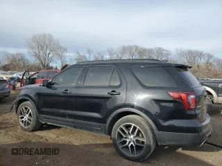 2017 Ford Explorer Sport z VIN 1FM5K8GTXHGA32855, wystawiony jako Copart lot #46430665 z przebiegiem 166 737 mil mil oraz Szkoda całkowita • Salvage title. Historia ofert i sprzedaży dostępna na DreamBid. Obrazek 2.
