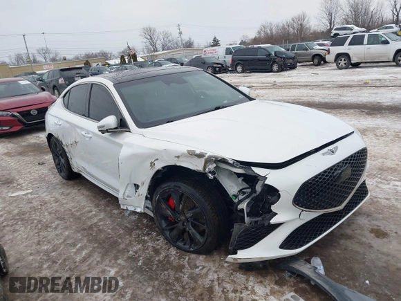 2022 Genesis G70 3.3T with VIN KMTG54TE0NU084062, listed as a IAAI auction lot 41334467 with 39,923 mi miles. Bid and sale history available at carsss.com. Image 6.