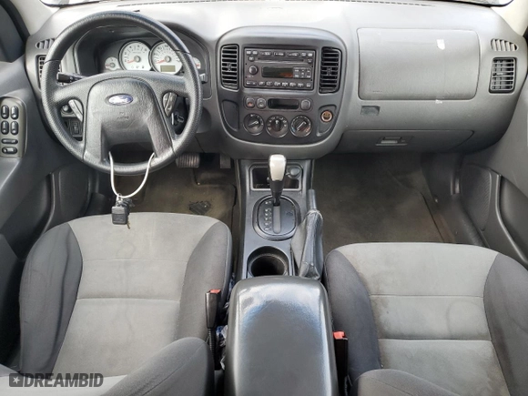 2007 Ford Escape XLS with VIN 1FMYU02Z97KB08307, listed as a Copart auction lot 87320234 with 121,746 mi miles and Salvage Title. Bid and sale history available at carsss.com. Image 8.