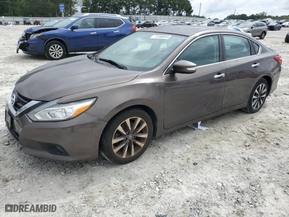 2017 Nissan Altima 2.5 SV with VIN 1N4AL3AP4HC213087, listed as a Copart auction lot 88796425 with 182,312 mi miles and Non Repairable. Bid and sale history available at carsss.com. Image 1.