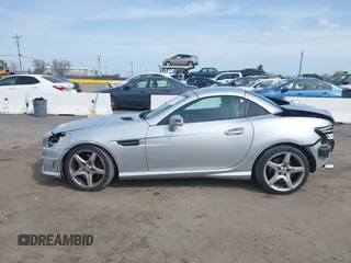 2013 Mercedes-Benz SLK 250 z VIN WDDPK4HA3DF054317, wystawiony jako IAAI lot #41846772 z przebiegiem 90 811 mil mil oraz . Historia ofert i sprzedaży dostępna na DreamBid. Obrazek 14.