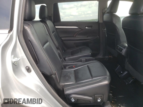 2017 Toyota Highlander XLE z VIN 5TDJZRFH7HS371631, wystawiony jako Copart lot #57122355 z przebiegiem 97 918 mil mil oraz Szkoda całkowita • Salvage title. Historia ofert i sprzedaży dostępna na DreamBid. Obrazek 11.