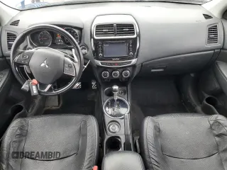2017 Mitsubishi Outlander SEL z VIN JA4AR4AW1HZ028198, wystawiony jako Copart lot #48555175 z przebiegiem 85 312 mil mil oraz Szkoda całkowita • Salvage title. Historia ofert i sprzedaży dostępna na DreamBid. Obrazek 8.