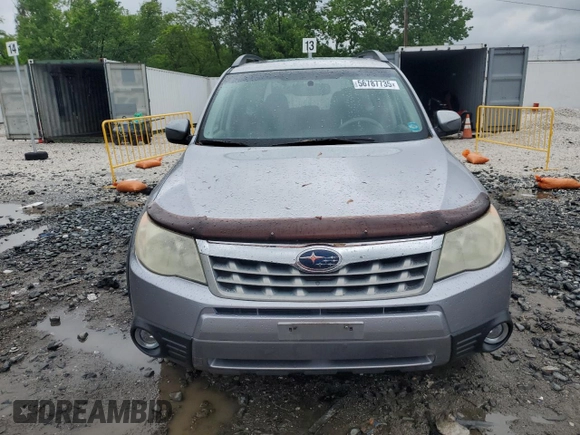 2011 Subaru Forester X Limited z VIN JF2SHAECXBH740090, wystawiony jako Copart lot #56787735 z przebiegiem 158 096 mil mil oraz Czysty tytuł • Clean title. Historia ofert i sprzedaży dostępna na DreamBid. Obrazek 5.