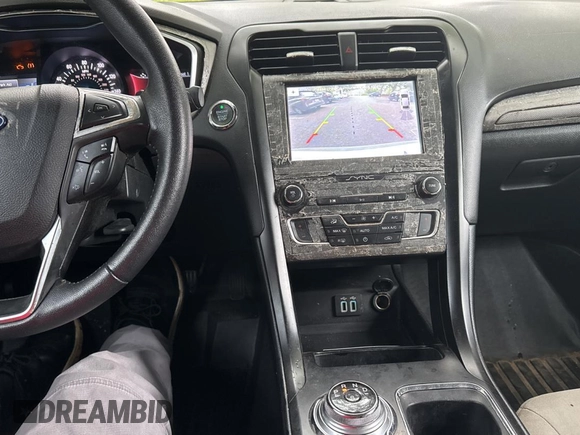 2019 Ford Fusion SE with VIN 3FA6P0HD3KR193220, listed as a Copart auction lot 56783795 with 112,949 mi miles and Clean Title. Bid and sale history available at DreamBid. Image 9.