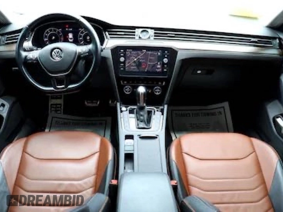 2019 Volkswagen Arteon z VIN WVWDR7AN7KE022XXX, wystawiony jako Copart lot #59252445 z przebiegiem 33 032 mil mil oraz Tytuł czysty. Historia ofert i sprzedaży dostępna na DreamBid. Obrazek 9.