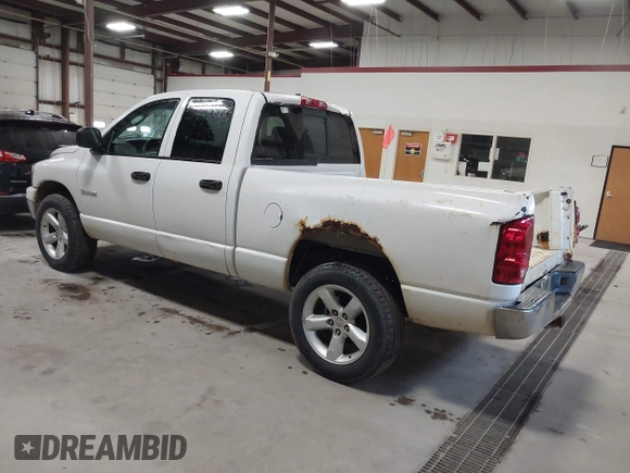 2008 Dodge 1500 SLT with VIN 1D7HU18NX8J120235, listed as a IAAI auction lot 41848707 with 168,281 mi miles. Bid and sale history available at carsss.com. Image 3.
