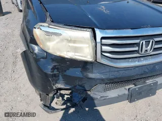 2013 Honda Pilot EX-L with VIN 5FNYF3H52DB003590, listed as a IAAI auction lot 41678369 with 221,276 mi miles. Bid and sale history available at carsss.com. Image 6.