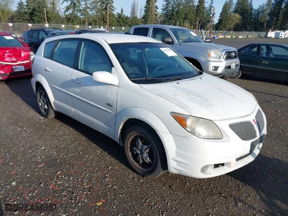 2005 Pontiac Vibe with VIN 5Y2SL638X5Z414877, listed as a IAAI auction lot 42003446 with 216,021 mi miles. Bid and sale history available at carsss.com. Image 1.