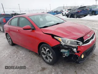 2020 Kia Forte LXS with VIN 3KPF24AD4LE206821, listed as a IAAI auction lot 41520516 with 112,899 mi miles. Bid and sale history available at carsss.com. Image 1.