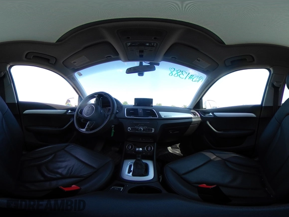 2017 Audi Q3 Premium z VIN WA1ECCFS7HR009402, wystawiony jako IAAI lot #42462248 z przebiegiem 46 536 mil mil oraz . Historia ofert i sprzedaży dostępna na DreamBid. Obrazek 18.