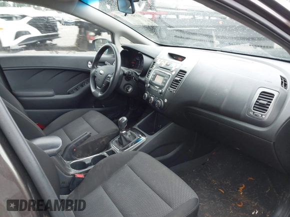 2017 Kia Forte LX with VIN 3KPFK4A74HE018334, listed as a IAAI auction lot 41867916 with 91,671 mi miles. Bid and sale history available at carsss.com. Image 5.