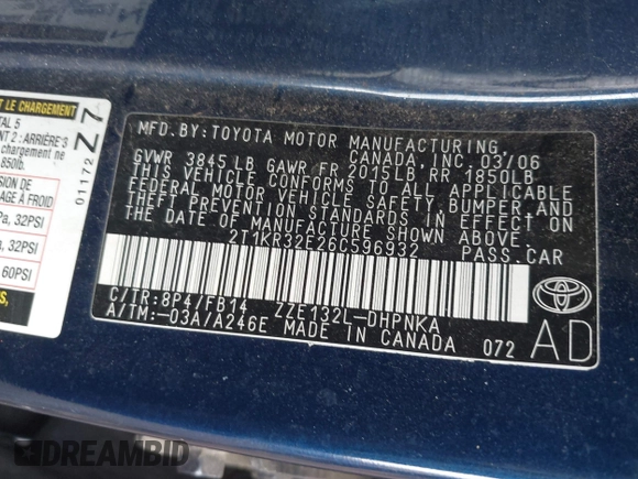 2006 Toyota Matrix STD with VIN 2T1KR32E26C596932, listed as a IAAI auction lot 41706466 with 241,246 mi miles. Bid and sale history available at carsss.com. Image 9.