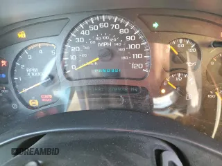 2005 GMC Sierra 1500 with VIN 1GDHC23215F894447, listed as a Copart auction lot 85680264 with 270,936 mi miles and Salvage Title. Bid and sale history available at DreamBid. Image 9.