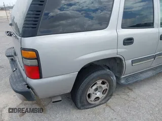 2005 Chevrolet Tahoe LS with VIN 1GNEC13V65J227051, listed as a IAAI auction lot 42100821 with 279,059 mi miles. Bid and sale history available at carsss.com. Image 6.