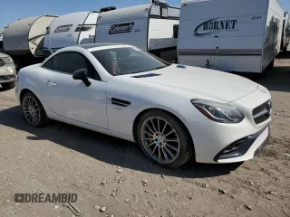 2017 Mercedes-Benz SLC 43 AMG z VIN WDDPK6GA7HF130995, wystawiony jako Copart lot #48317285 z przebiegiem 65 707 mil mil oraz Szkoda całkowita • Salvage title. Historia ofert i sprzedaży dostępna na DreamBid. Obrazek 4.