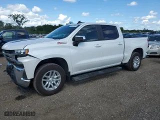 2020 Chevrolet Silverado 1500 LT with VIN 1GCUYDEDXLZ334355, listed as a Copart auction lot 61243964 with 41,885 mi miles and Salvage Title. Bid and sale history available at carsss.com. Image 1.