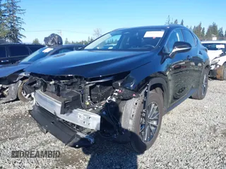 2024 Lexus NX 350h Premium z VIN JTJGKCEZ9R5021993, wystawiony jako IAAI lot #41634554 z przebiegiem 4 871 mil mil oraz . Historia ofert i sprzedaży dostępna na DreamBid. Obrazek 18.