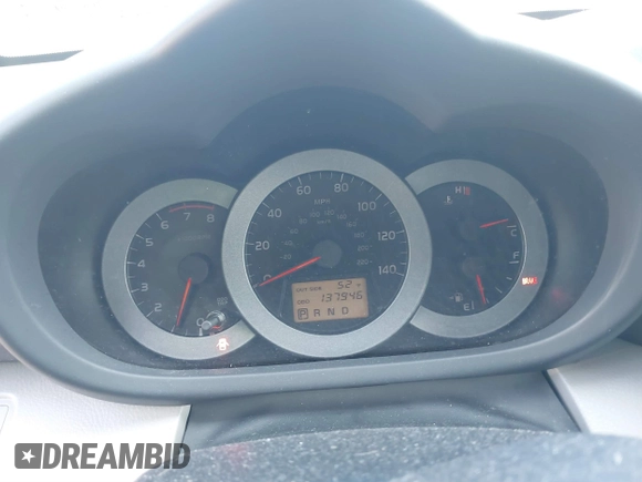 2008 Toyota RAV4 with VIN JTMBD33V486054738, listed as a IAAI auction lot 41811127 with 137,946 mi miles. Bid and sale history available at carsss.com. Image 7.