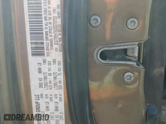 2013 Ram 2500 Tradesman z VIN 3C6TR5HT6DG579759, wystawiony jako Copart lot #51008765 z przebiegiem 56 540 mil mil oraz Szkoda całkowita • Salvage title. Historia ofert i sprzedaży dostępna na DreamBid. Obrazek 14.