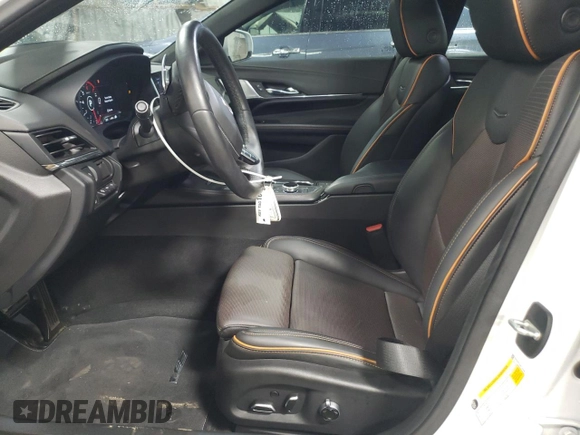 2023 Cadillac CT4 V-Series z VIN 1G6DH5RL6P0125456, wystawiony jako Copart lot #46473995 z przebiegiem 26 353 mil mil oraz Szkoda całkowita • Salvage title. Historia ofert i sprzedaży dostępna na DreamBid. Obrazek 7.