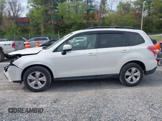 2014 Subaru Forester 2.5i Premium with VIN JF2SJACC6EG402817, listed as a IAAI auction lot 42077150 with 133,899 mi miles. Bid and sale history available at carsss.com. Image 14.