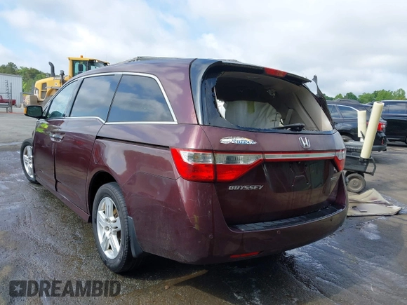 2012 Honda Odyssey Touring z VIN 5FNRL5H98CB035454, wystawiony jako IAAI lot #42285987 z przebiegiem Nie podano mil oraz . Historia ofert i sprzedaży dostępna na DreamBid. Obrazek 14.