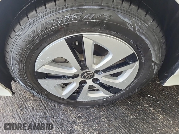2017 Toyota Prius Two with VIN JTDKARFU6H3047726, listed as a IAAI auction lot 42619600 with 215,918 mi miles and . Bid and sale history available at DreamBid. Image 35.