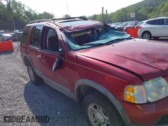 2002 Ford Explorer XLT z VIN 1FMZU73E12UB08940, wystawiony jako IAAI lot #42372848 z przebiegiem Nie podano mil oraz . Historia ofert i sprzedaży dostępna na DreamBid. Obrazek 16.