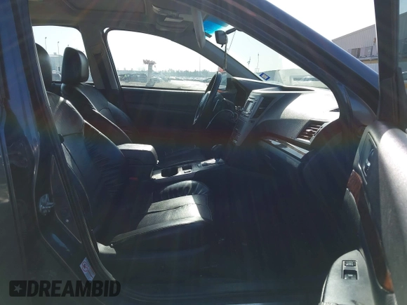 2013 Subaru Legacy Limited с VIN 4S3BMBK66D3037777, выставлен на аукционе IAAI как лот 41984589 с пробегом 210 925 миль миль и . История ставок и продаж доступна на DreamBid. Изображение 5.