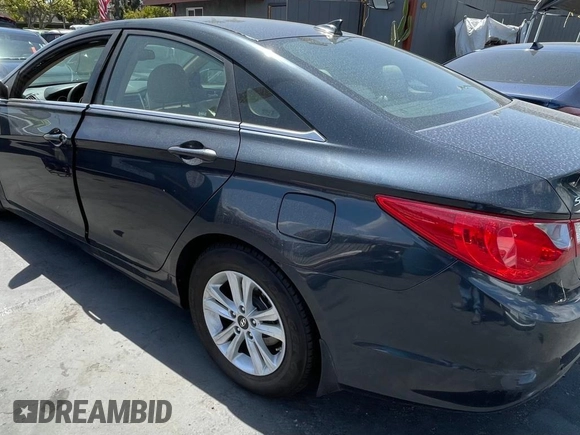 2012 Hyundai Sonata GLS with VIN 5NPEB4ACXCH418850, listed as a Copart auction lot 52461295 with 101,033 mi miles and Clean Title. Bid and sale history available at carsss.com. Image 3.