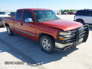 2001 Chevrolet Silverado 1500 LS with VIN 2GCEC19V311378627, listed as a IAAI auction lot 42077389 with 356,476 mi miles. Bid and sale history available at carsss.com. Image 1.