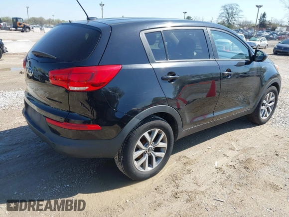 2016 Kia Sportage LX with VIN KNDPBCAC7G7879484, listed as a IAAI auction lot 42116063 with 101,699 mi miles and . Bid and sale history available at carsss.com. Image 4.