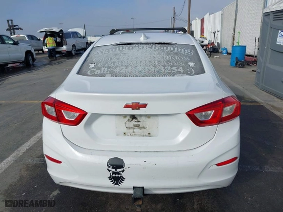 2018 Chevrolet Cruze LT with VIN 1G1BE5SM7J7170333, listed as a IAAI auction lot 41615131 with 166,290 mi miles. Bid and sale history available at carsss.com. Image 17.
