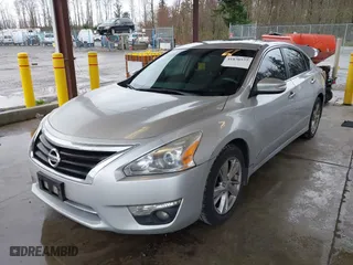 2014 Nissan Altima 2.5 S with VIN 1N4AL3AP6EC158881, listed as a IAAI auction lot 41870577 with 88,013 mi miles. Bid and sale history available at carsss.com. Image 17.