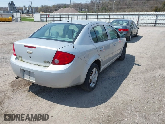 2008 Chevrolet Cobalt LS with VIN 1G1AK58F887256130, listed as a IAAI auction lot 41992544 with Not Provided miles and . Bid and sale history available at DreamBid. Image 4.