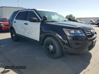 2017 Ford Police Interceptor Utility с VIN 1FM5K8AR3HGC34773, выставлен на аукционе Copart как лот 61687625 с пробегом Не указан миль и Чистый • Clean title. История ставок и продаж доступна на DreamBid. Изображение 4.