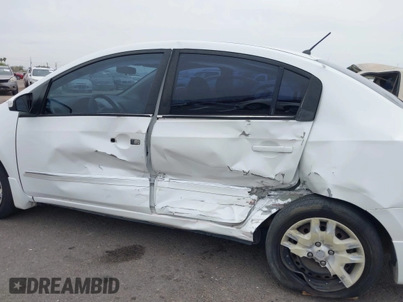 2010 Nissan Sentra S with VIN 3N1AB6AP6AL664842, listed as a IAAI auction lot 42370025 with 170,031 mi miles and . Bid and sale history available at DreamBid. Image 6.