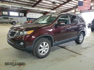 2013 Kia Sorento LX with VIN 5XYKTCA62DG386280, listed as a Copart auction lot 63623555 with 100,417 mi miles and Clean title. Bid and sale history available at DreamBid. Image 1.