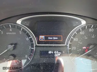 2013 Nissan Pathfinder SL with VIN 5N1AR2MN0DC665105, listed as a IAAI auction lot 41331282 with 184,155 mi miles. Bid and sale history available at carsss.com. Image 15.